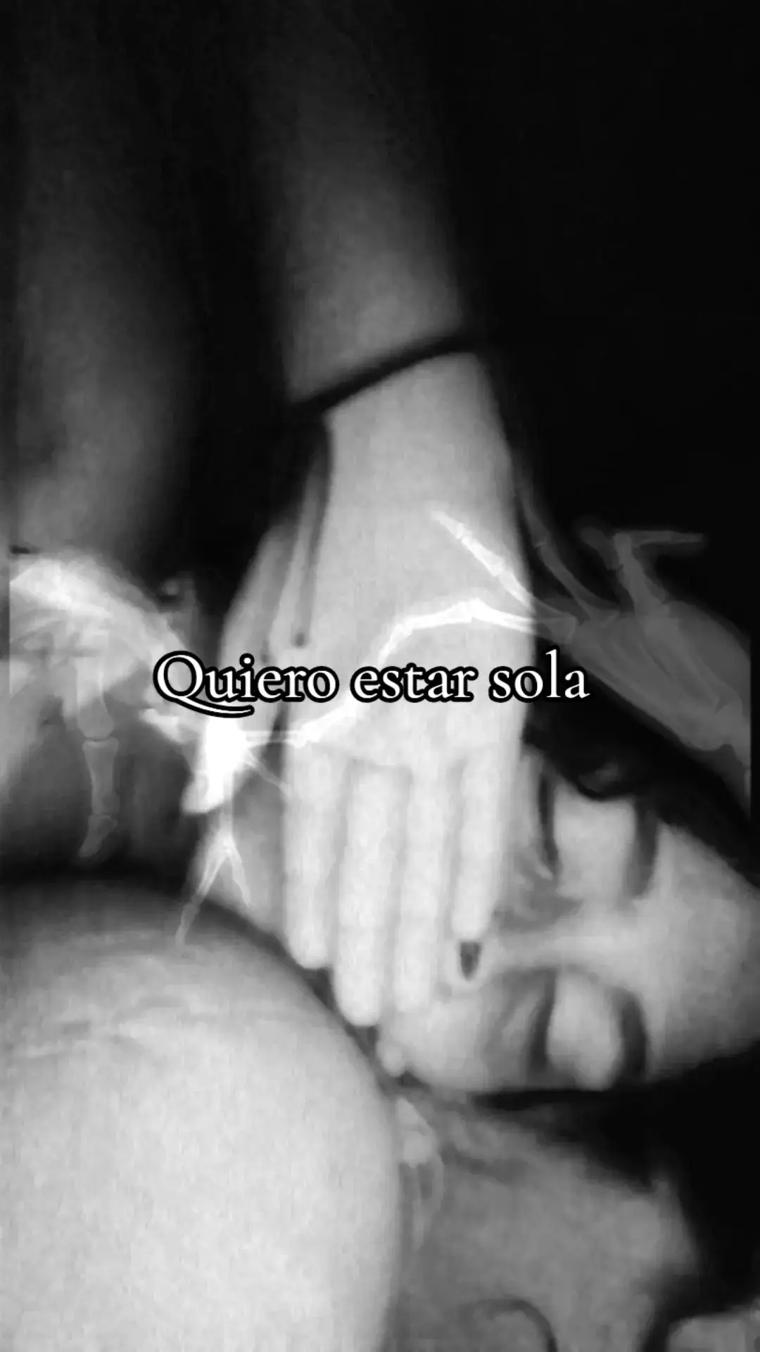 ma seule compagnie, ne me laisse jamais seul@𝓣𝓸𝓷𝔂 💟