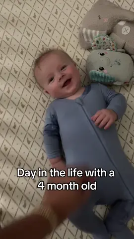 Day in the life with a 4 month old 🫶🏻 #dayinmylife #4monthsold #fourmonthold #babyboy #boymom #momtok #sahm #babydayinthelife #dayinthelife #fyp #babytok 
