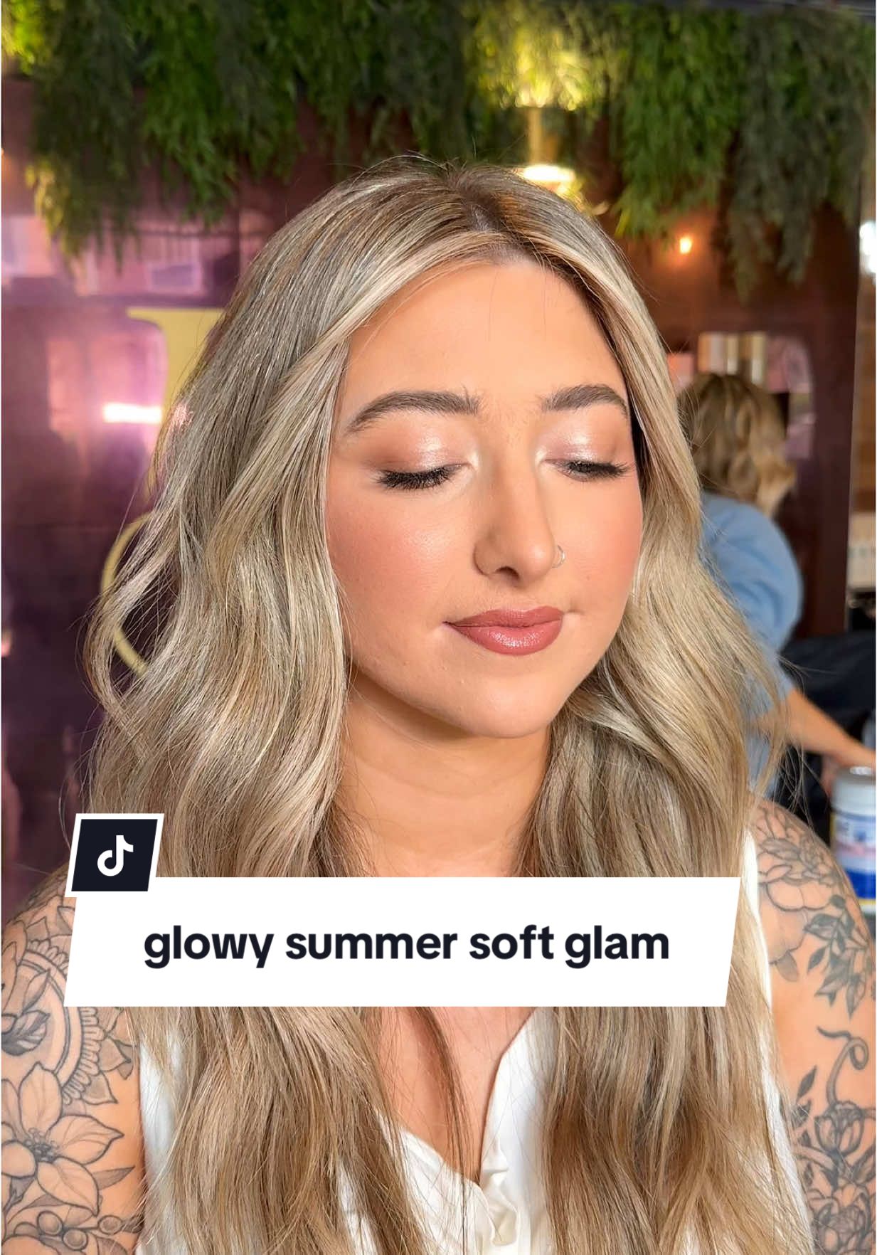 the perfect dewy, hydrated soft glam for summer ✨ check out my post with amanda on ig (you might have to scroll a bit 🤭) and let’s have a chat about how important staying hydrated is for a flawless makeup application! leave me a comment over there if you came from this vid 🤍 #makeup #makeupartist #mua #columbusmakeupartist #ohiomakeupartist #columbus #ohio #fyp #foryoupage 