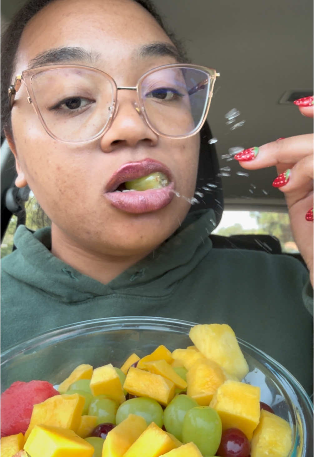 A juicy fruit mukbang 🍓🍉🍇🥭🍍 so refreshing, let me know if you want more parts 🩷 #fyp #fypシ゚viral #foryou #foryoupage #mukbang #olebrandselect #mukbangeatingshow #food #FoodTok #eating #eat #eatingshow #fruit #fruits #fruitbowl 