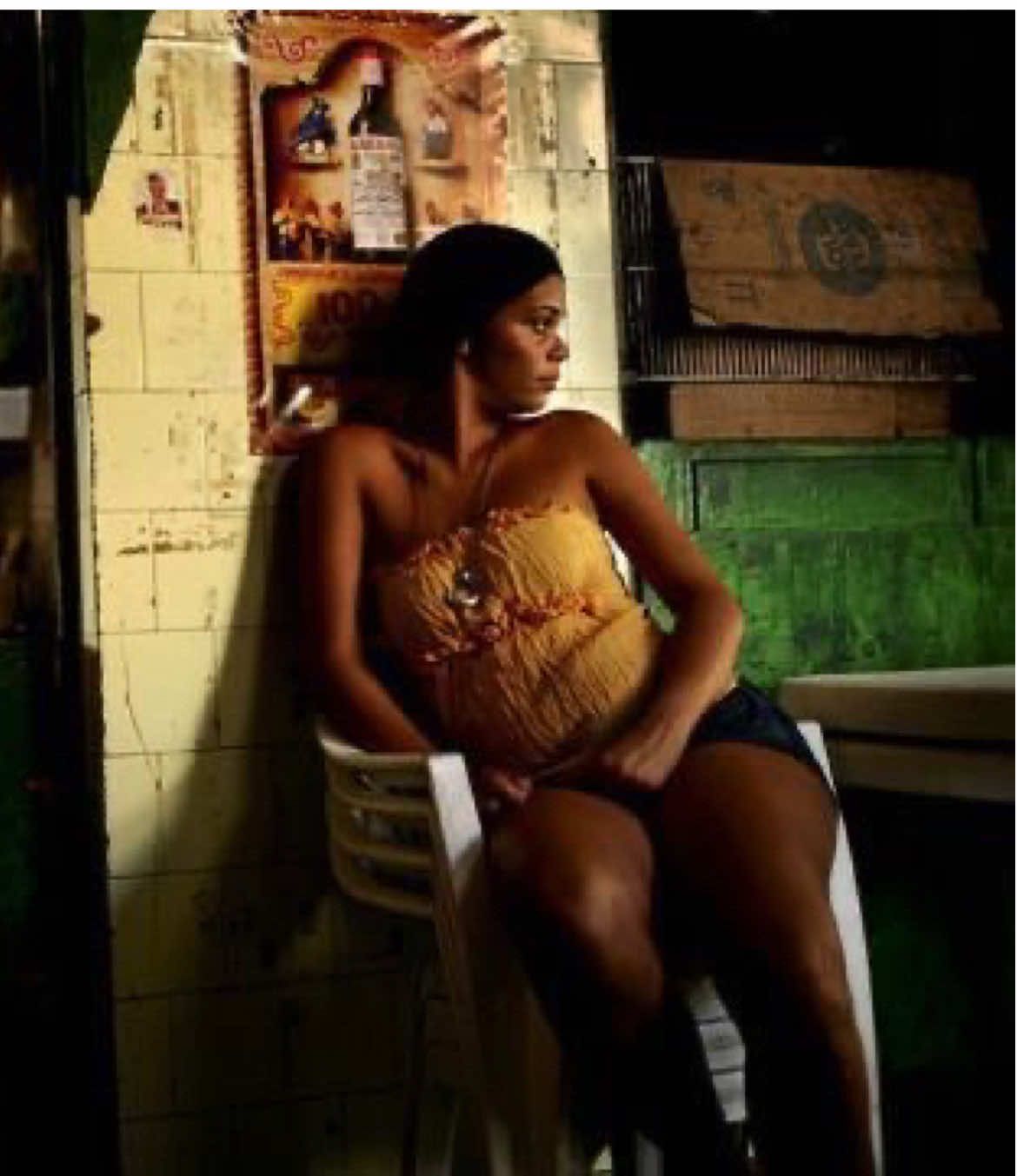 caju no brasil core #fyp #liniker #caju #letra #tradução #brasilcore #aesthetic 