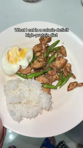 Hindi porket nagda-diet, bawal na ang kanin! Eto meals ko sa calorie deficit 🥲🍚  1400 calories, at least 110g protein & max 200g rice #caloriedeficit #highproteinmeals #whatieat #diet 