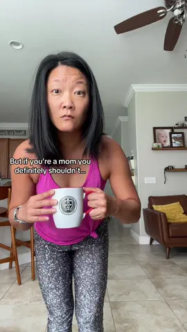 The way I clenched those mom cheeks for this trend…