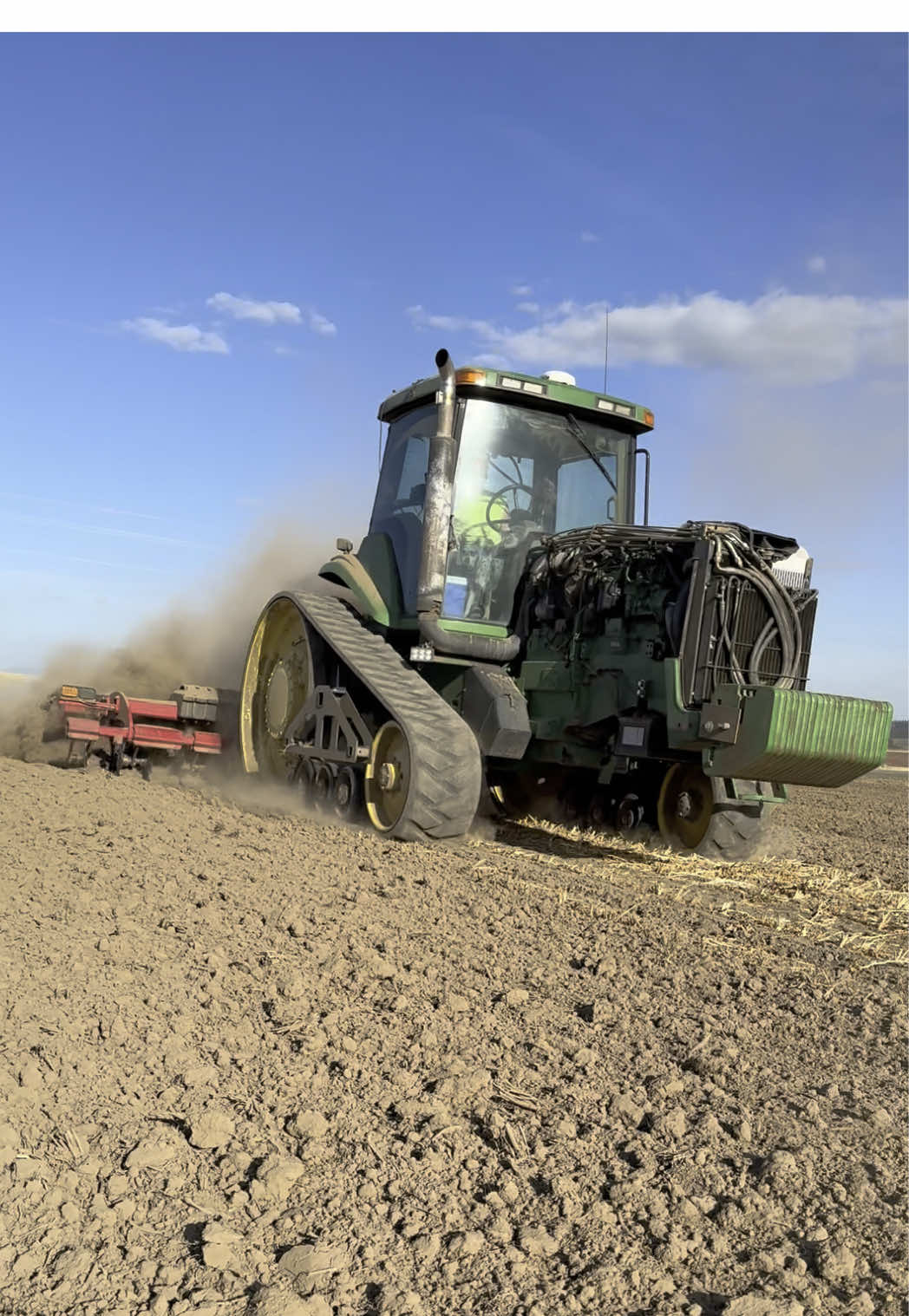 8400T putting in some work🥵 #farmtok #harvest #familyfarm #farmdog #johndeere #8400t #tractor