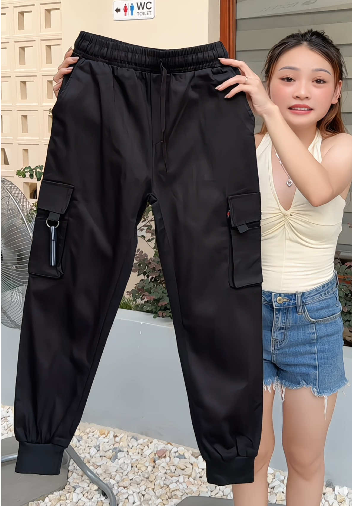 Quần kaki jogger phong cách #emtrangne #jogger #quankakinam #muataitiktokshop #viral 