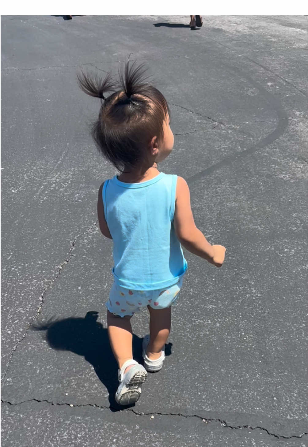 She pooped right after eating 😭 #LIVEIncentiveProgram #LIVEStory #PaidPartnership 