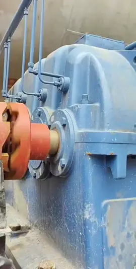 Gearbox for cement rotary kiln. #gearbox #gearreducer #cement #rotarykiln #cementplant #manufacturing 