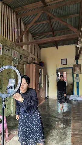 #Tiktokရိုက်ပီဆိုအနှောင့်ယှက်ကစဝင်ပီ😫😟#Foryou #fyp #Tiktokmyanmar🇲🇲👭🇲🇲 