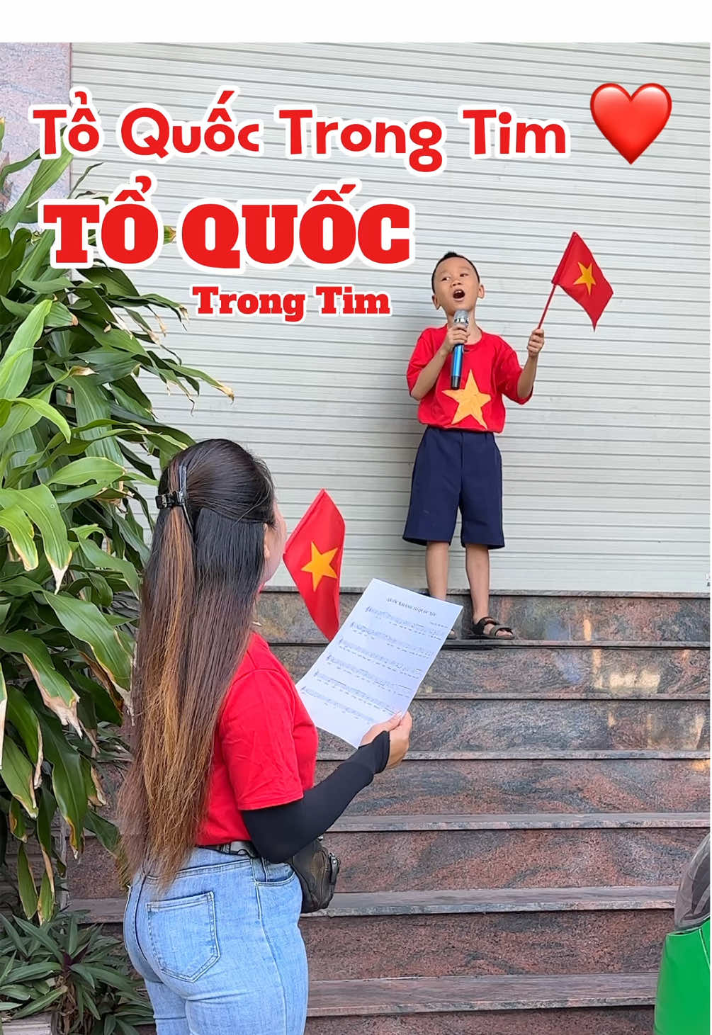Cháu Xin Gủi Đến 100 Triệu Người Dân Việt Nam Ca Khúc: Quốc Khánh Tổ Quốc Tôi ạ. Ông Bà Cô Bác tặng cho 2 cô cháu con xin 1 ❤️ được không ạ / #concertquocgia #fandomyeunuoc #toquoctrongtim #quockhanhtoquoctoi #80namquockhanh #2thang9 #kyniem80namquockhanh #quốckhánh #tiktoknews #quockhanh2025 #caphemuoiuyensaigon 