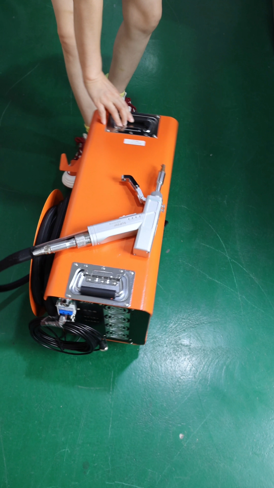 #Portable laser welding machine#Air-cool laser weld machine#Laser welding machine factory#中国炬兴激光设备有限公司 