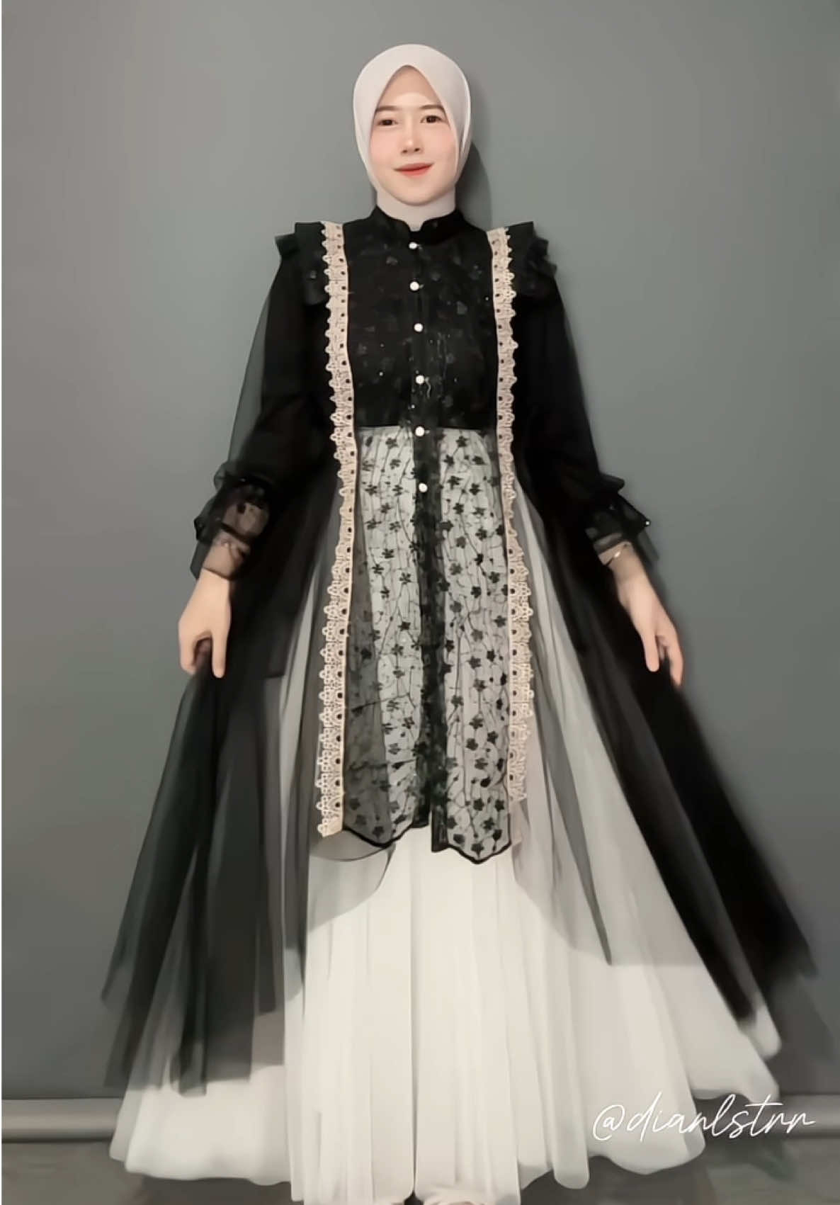 Outer 100rban secantik inii 🫶🏻  #outer #ootdkondangan #ootdlebaran #outerbrukat 