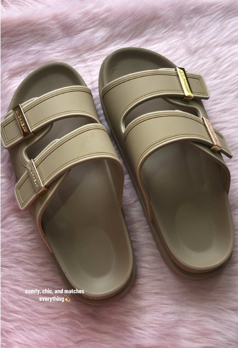 A pair that levels up even the simplest outfit.👠  #michaela #michaelasandals #flatsandals #flatsandal #sandal #sandals #sandalsforwomen #footwear #shoes #fyp 