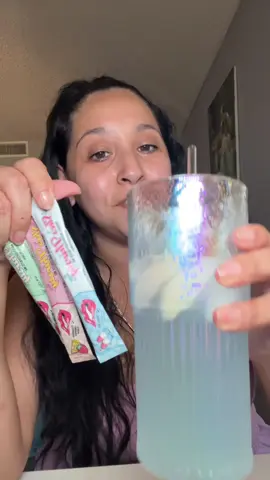 Replying to @XoxoMabes  So refreashing and delicious! Can you believe they have sample packs now?! These packs from Legendairy Milk are packed with mom-safe electrolytes, trace minerals + zero junk. You'll feel the difference #legendairymilk #shesthirsty #momlife #postpartum #electrolytes #hydrationhack  #breastfeedingmama
