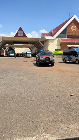 Cửa khẩu xa mát trao trả hơn 300 người về Việt Nam. #cambodia 