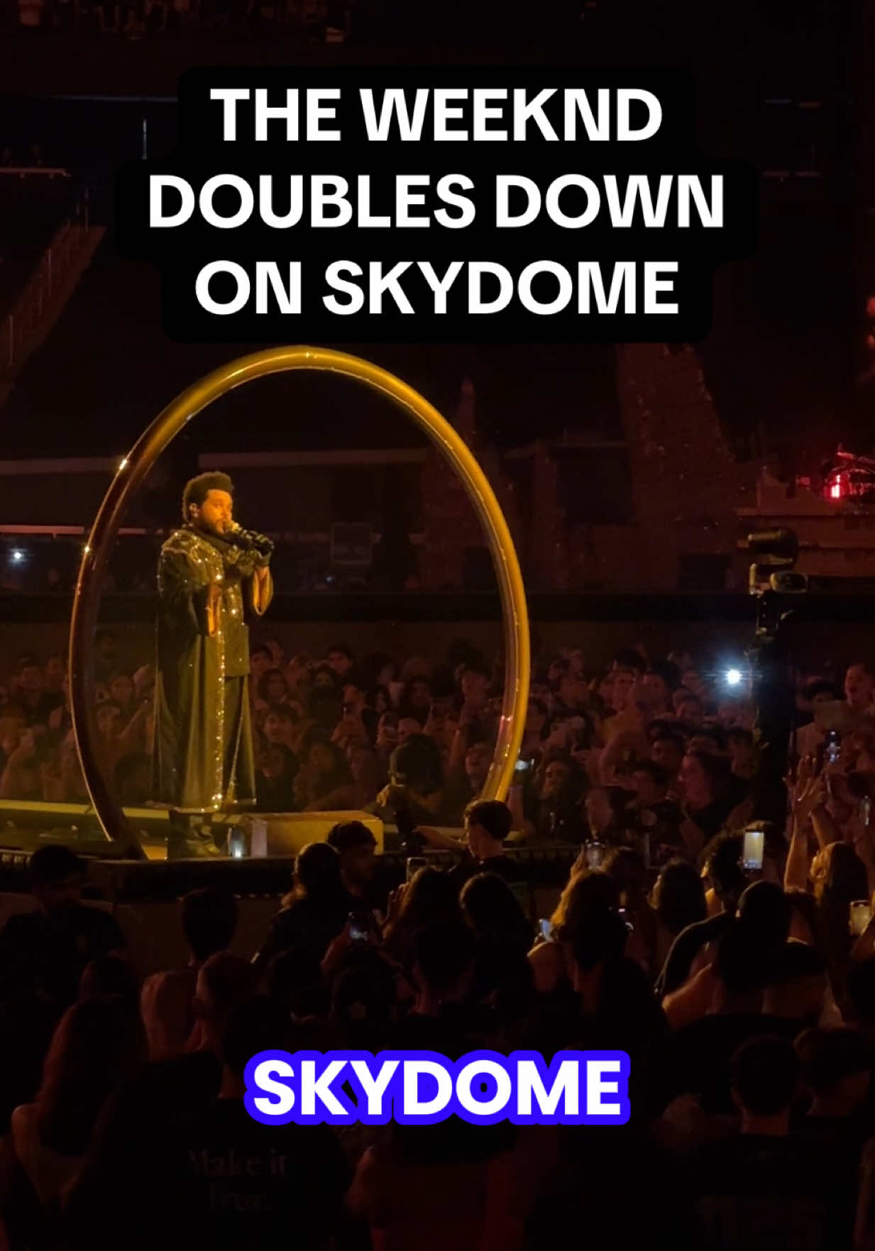 Somebody get this man an official petition! The #skydome saga continues with @The Weeknd 🏟️😅 #toronto #livemusic #theweeknd #afterhourstildawnstadiumtour 