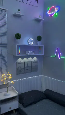 Tempat ternyaman ya dikamar .apalagi kamar nya seperti ini #dekorasikamar #fyp #kamaraesthetic 