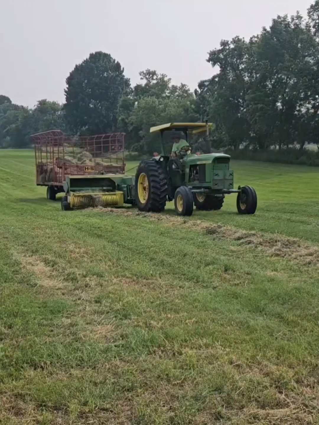 #johndeere #tractor #ploughing #fendt