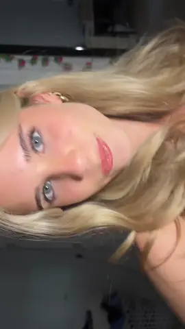 i feel blonde so posting #fyp #foryou #fy