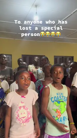 #onuashowtimewithmcbrown #ghanamourn🇬🇭 #videoviral #oyerepa_afutuo #royaltvghana #sompatvghana @Amanda Okyere 