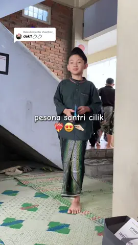 Membalas @zhaethzz_ hai kak 👋🏻 #santri #santriganteng #trending #jointrend #lirboyo #pondoklirboyo #masyaallahtabarakkallah 