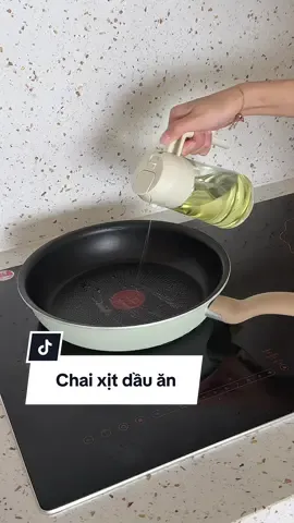 Vùa xịt vừa rót được luôn nha các bác ơii #hoaihayho #reviewdogiadung #chaixitdauan 