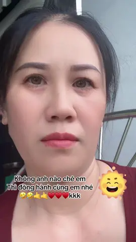 #xuhướng em vunhuong #MC ACE TikTok buổi trưa vui vẻ thư giãn an lành và hạnh phúc yêu thương nhé #vuivegiaitricungtiktok #xuhuong2025🍀🍃🍂🌺🌹🌸 