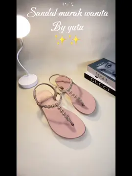 Sandal ternyaman yang aku pake,barang murah kualitasnya gak murahan ya say😍cocok di pake kemana aja ya❤️