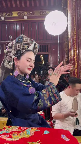 🍀🍀🍀🍀🍀  Cuộc đời có lúc thuận lợi, có lúc gian nan, nhưng nếu chúng ta giữ được sự bình tĩnh và thấu hiểu, thì mọi khó khăn đều có thể vượt qua.  Chúc cả nhà rằm tháng 6 nhuận luôn may mắn an nhiên, vượt qua được mọi nghịch cảnh ! Lâu lắm mới đăng video Ngài 🥰🙏🏻🙏🏻🙏🏻#dieuminhchau #tinnguongthomauvietnam #tinnguongthomau