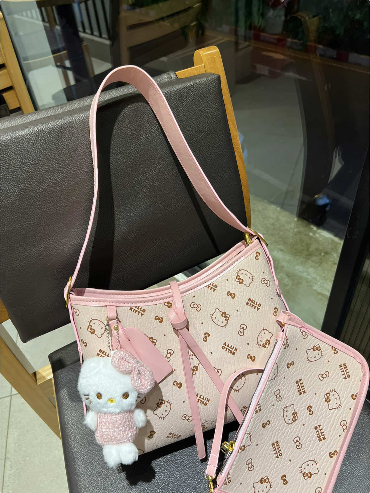 Cs Hello Kitty hồng xinh xỉu ạ 😍#xuhướng #foryou #tuixachnu #tiepthilienket 