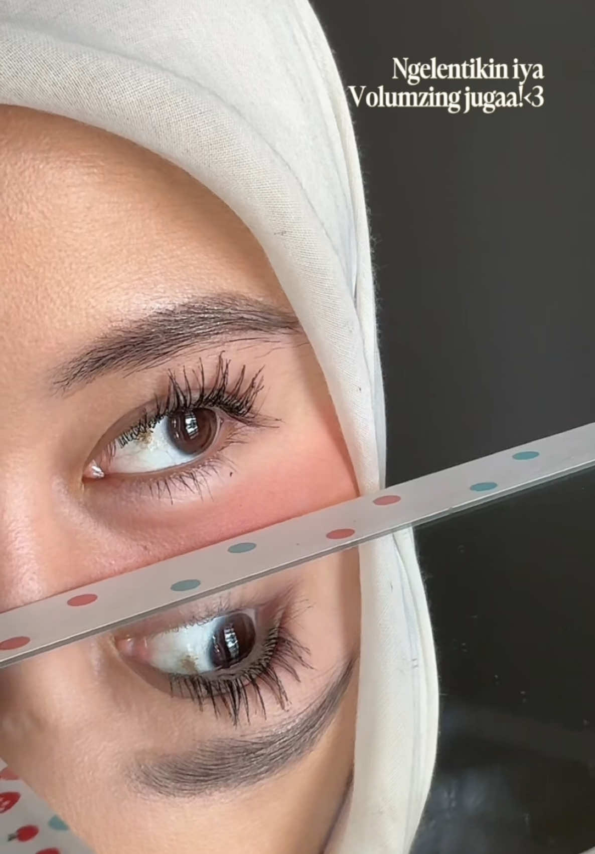 Ini mascara GONG BANGETT bikin bulnata auto cetar & cepat banget volumizing nyaa sukaakk bgtt🩷👏🏼😌@Wardah Beauty Official #mascaranofakelashes #mascarawardah #mascarajigkrakwardah 