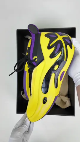 New arrivals in. Shop the LiNing Way of Wade 11 collections at KICKSOWN.COM now. #kicksowncom #kicksown #wayofwade11 #lining #availablenow❤️❤️ 