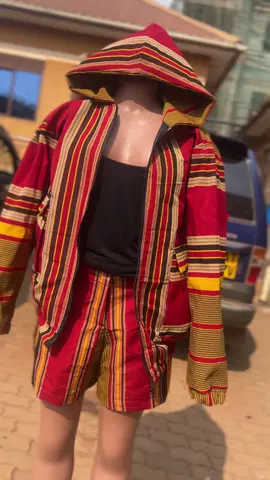 Kikooyi hooded jacket and shorts  👌🏾💪🏽✌🏾wtsapp 0785186998 to make your order  #dariaprints #madeinugnda #africanstyle #africanfashion #streetwear #ugandanstiktok #ugandanfashion 