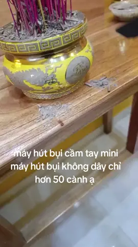 máy hút bụi cầm tay mini máy hút bụi không dây lực hút siêu mạnh sử dụng pin sạc dùng hút bụi bàn thờ, ôtô #mayhutbuicamtaymini #muataitktokshop #xuhuongtiktok 