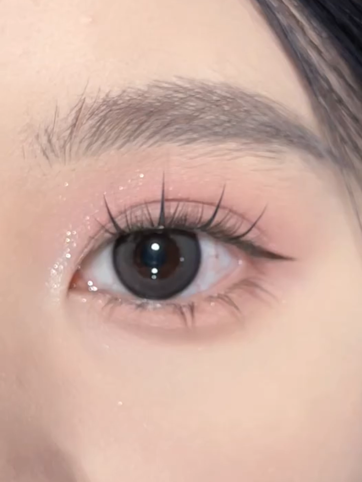 Hướng dẫn makeup mắt tone hồng lấp lánh #makeup #trangdiem #eyemakeup #lamdep #douyin #fyp #xh