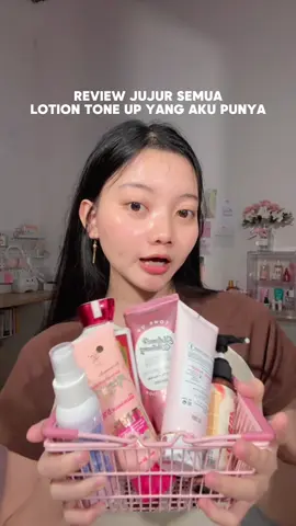 review jujur semua lotion tone up yang aku punya, ada skinvu, syb, slavina, omniskin, ohmyskin, btw yang prettywell kelupaan😩 dia juga ringan banget ga dempul, ga bikin abu abu, cuma aga gampang luntur, harganya juga masi budget pelajar lah 50ribuan. #lotion #toneup #lotiontoneup #fyp 