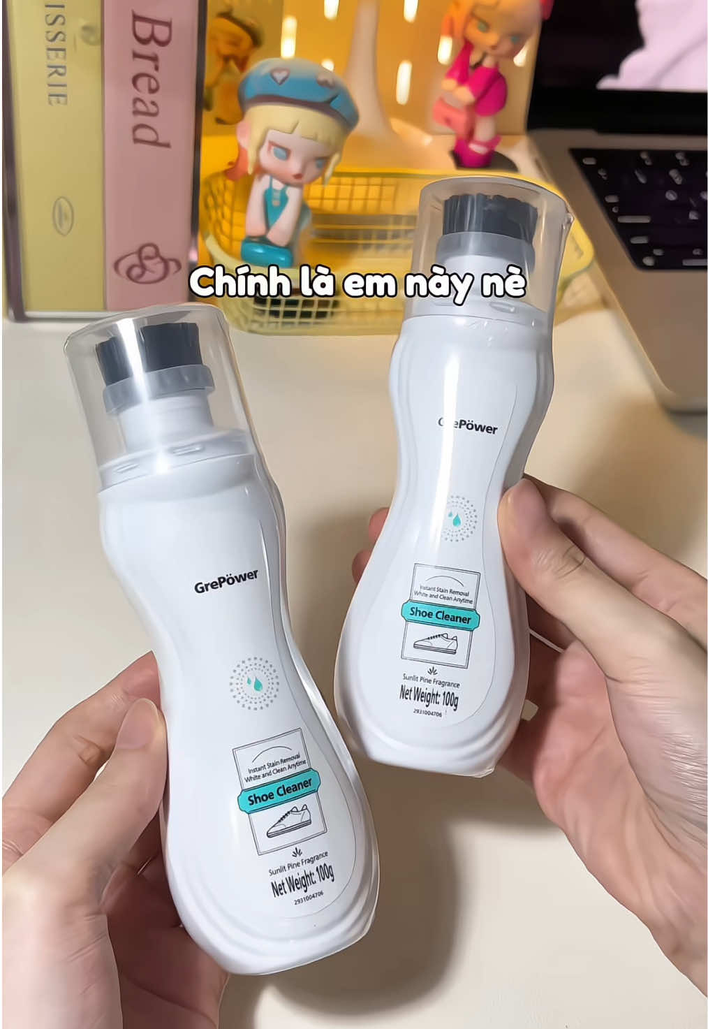 Em không tin vào mắt mình luôn mà, giặt giày bị hở keo thì sắm thử em tẩy giày khô này i mấy anh chị ui, chà có 1 phút lau qua là sạch #taygiaydep #xitvesinhgiay #vesinhgiay #dodunggiadinh #liby #taygiayliby 