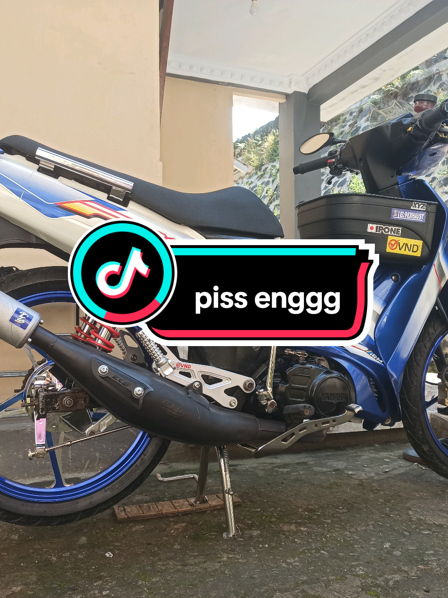 spekk pemulaa, ampun di senggol suhu wkwk✌️😅 #fizr #fisrindonesia #2stroke #vnd #vndracing #modifikasifizr #modifikasifizrbiru #fypage #fypage #fyppppppppppppppppppppppp 