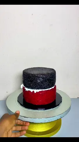 Decorate with Me😍 Cake Size :6 inch 2 layers✨ Thank you all for keeping us in business 🤭❤️ #birthdaycake #decoratewithme #cakesinkaduna #decoratingideas #fyp #viral #fyp #layercake #birthdaycake #cakedecorating #cakeinspiration #foodtutorial #trendingvideo 
