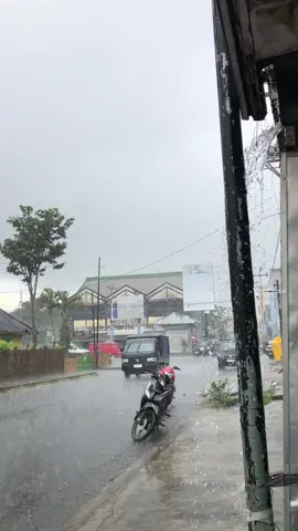Ruteng dan Hujan hari ini 8/8/25🥹