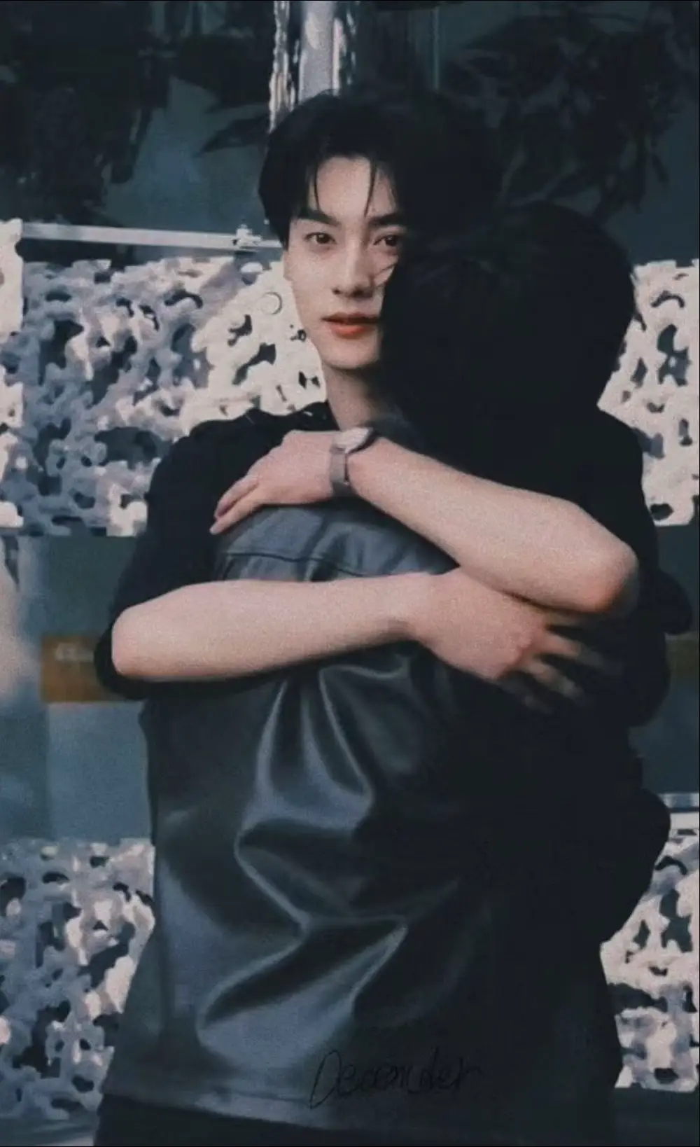 Bakalan kangen banget nanti sama mereka 😭 masih ingat bgt, dulu gua balik lagi ngedit video tuh grgr tianziyu😭 padahal gua udh lama banget berhenti ngedit homo lagi karena emang gak mood ngedit video😭 terus pas revenged love tayang mood edit gua balik lagi, baru bln 6 yang lalu balik aktif lagi di tiktok setelah lama hiatus😭 #revengedlove #tianxuning #chicheng #ziyu #wusuowei #guochengyu #zhanxuan #liuxuancheng #jiangxiaoshuai #cbl #fyp #viral #foryou #foryoupage