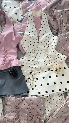 Tôi thích em #xuhuongtiktok #chouchou #yennhihiendiunetna #xuhuon #coshe #setditiec #setxinh #xuhuong #thietkecaocap #xuhuong #vaytiec #vayxinh 