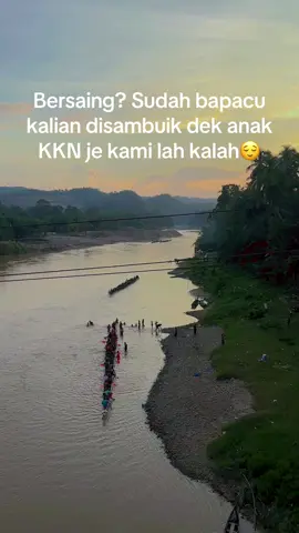 Agie kami anak KKN tek pak 😩 10 pancang kami kayuen mah😌 #pacujalurkuantansingingi #pacujalur 