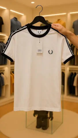 Widihhhh. kamu yakin mau ngelewatin Baju se cakep dan seviral ini? ini kaos paling di cari anak metropolitan boss. #kaos  #kaosmurah  #kaosviral  #fredperry  #kaospria 