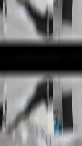 Teksturat dekorative si Stucco Veneziano, Travertin, beton, Sahara, imitimi i drurit, gurit dhe mermerit ofrojnë një gamë të gjerë zgjidhjesh estetike për ambiente klasike dhe moderne. Stucco Veneziano jep shkëlqim elegant dhe thellësi, i përshtatshëm për ambiente luksoze me stil klasik apo modern minimal. Travertini sjell një ndjesi natyrale dhe të sofistikuar, i përdorur gjerësisht në dizajnin klasik. Sahara krijon efekte të buta me reflektim drite, ideal për ambiente moderne me stil të pastër. Imitimi i drurit dhe gurit sjell ngrohtësi dhe karakter natyror, duke u përshtatur me çdo stil arredimi. Imitimi i mermerit (Marble) jep finesë dhe elegancë të përjetshme, perfekt për hapësira që kërkojnë prestigj dhe bukuri. #prishtina #prizeren #gjakova #peja #kosovo #foryou #shqiptaretneperbote🇦🇱🌍 #DizajnModern #ddhome #mobilieshqip #muridekor #gips #shtepiendrrave #Mikroçiment 