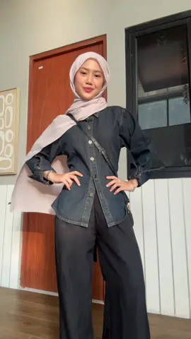 can never go wrong with this denim shirt #fitcheck #outfitideas 