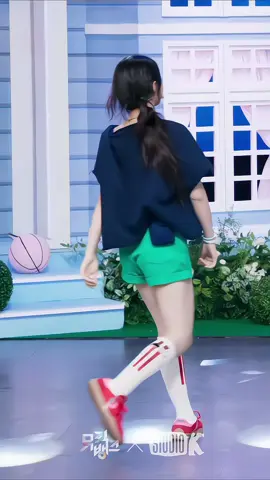 Kya dancing alone fancam #kya #kiiikiii #trending #kpopfyp #isasbunny @KiiiKiii @tiktokglobal @TikTok 