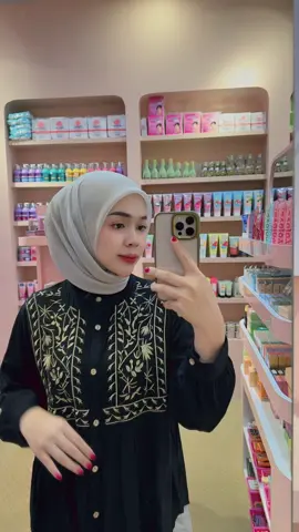 Launching malem ini jam 19:20 stay tune guys!! Jangan sampe terlewatkan karena bakal banjir diskon malem puncak event 8.8 #promoguncang88 #fyppppppppppppppppppppppp 