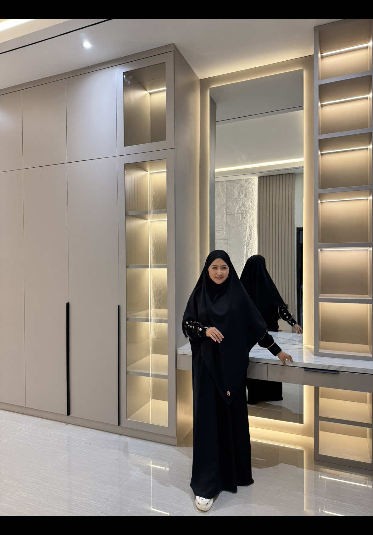 Masterbedroom Tour #interiorbanyuwangi #kamaraesthetic #interiordesign #rumahminimalis #rumahidaman 