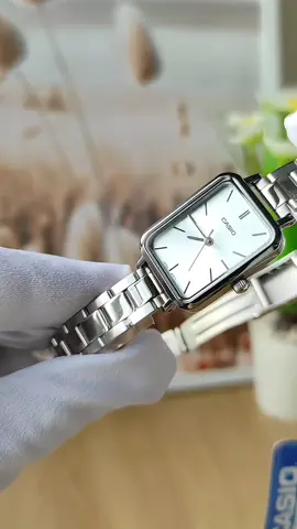 Nước mắt anh lại rơi vì em đấy!! Ltp v009d cho các chị em. Đơn giản mà thanh lịch #donghochinhhang #donghodeotay #casio #donghonam #donghodep 