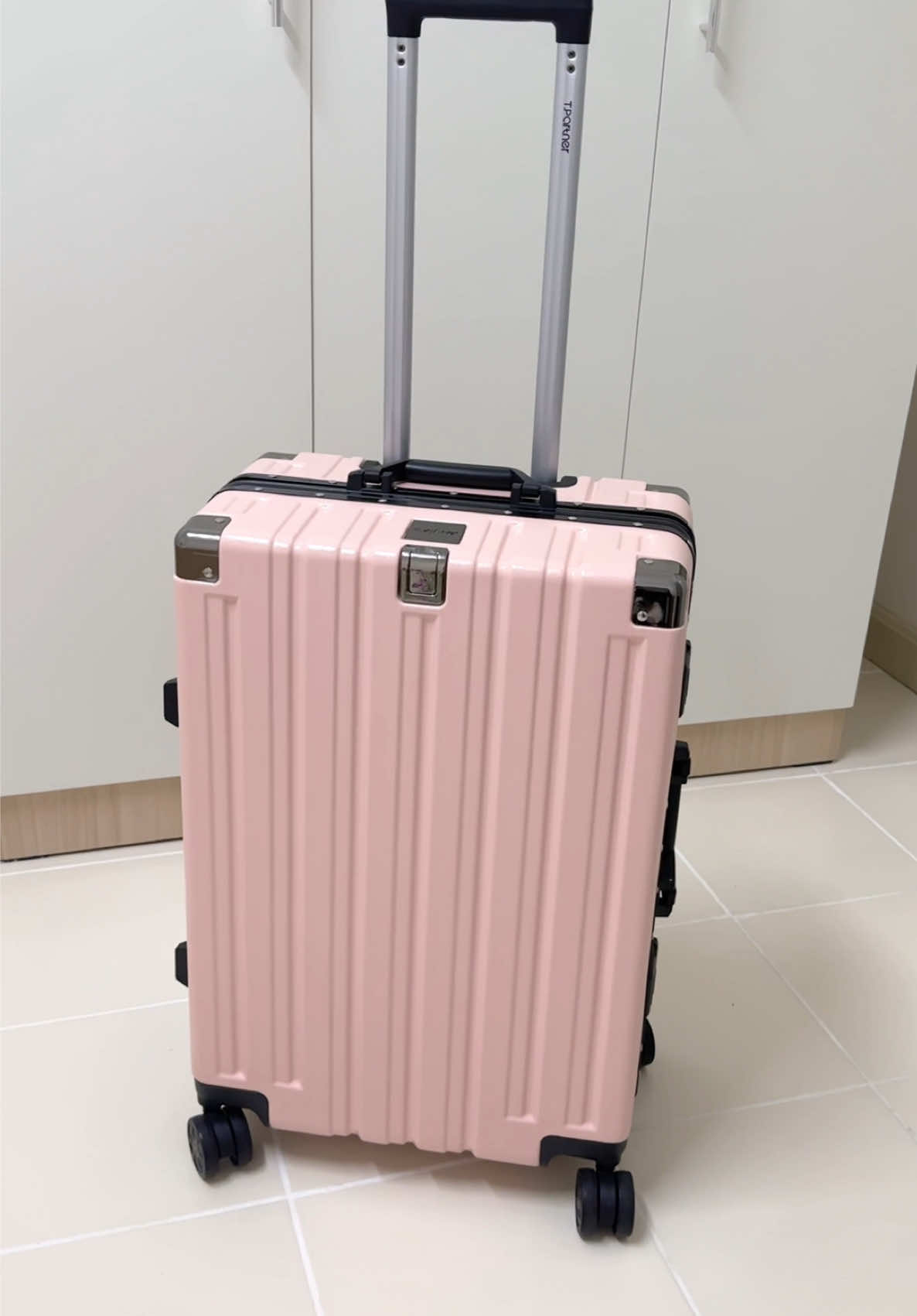 Tpartner กระเป๋าเดินทาง รุ่น duraguard ดีไซน์เรียบหรูดูแพง วัสดุแข็งแรง และเป็นสีชมพูที่ถูกต้องม๊วกกก💕⭐️ #tpartner #กระเป๋าเดินทาง #ใช้ดีบอกต่อ #ป้ายยาtiktok 